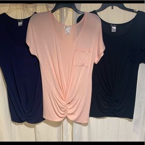 VENUS Women's Twist-Front Pocket Tee - Blush Pink